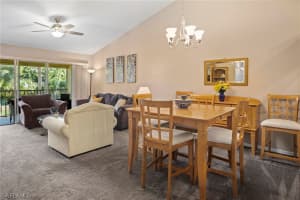 209 Robin Hood Cir, Naples, FL 34104, Sold 01/07/22