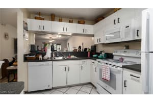 5721 Foxlake Dr APT 3, North Fort Myers, FL 33917, Sold 12/30/21