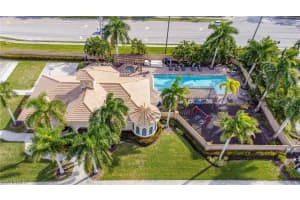 1530 Serrano Cir, Naples, FL 34105, Sold 06/17/22