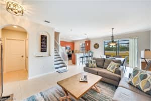 7372 Bristol Cir, Naples, FL 34120, Sold 01/10/22