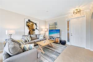 7372 Bristol Cir, Naples, FL 34120, Sold 01/10/22
