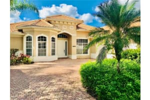 4983 Rustic Oaks Cir, Naples, FL 34105, Sold 02/25/22