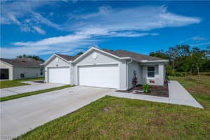 9059 Aegean Cir, Lehigh Acres, FL 33936, Sold 01/07/22