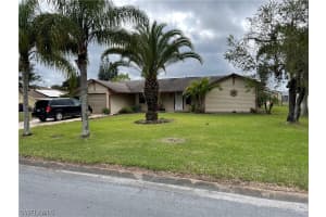 1406 Alwynne Dr S, Lehigh Acres, FL 33936, Sold 03/02/22