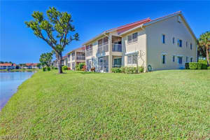 7760 Emerald Cir, Naples, FL 34109, Sold 12/30/21