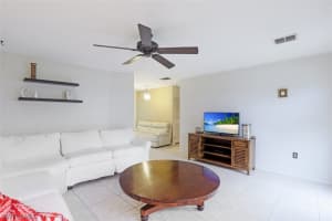10 Lanai Cir #10, Naples, FL 34112, Sold 12/22/21