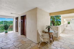 21 High Point Cir E, Naples, FL 34103, Sold 03/25/22