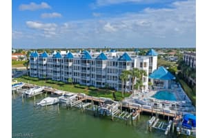 991 N Barfield Dr, Marco Island, FL 34145, Sold 04/06/22