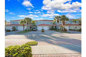 14751 Pinnacle Pl, Naples, FL 34119, Sold 01/21/22