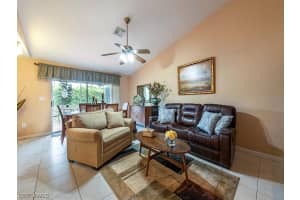 396 Dover Pl, Naples, FL 34104, Sold 01/07/22