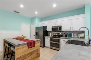 8390 Village Edge Cir #5, Fort Myers, FL 33919, Sold 01/03/22