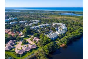 15475 Cedarwood Ln, Naples, FL 34110, Sold 01/31/22