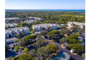 15475 Cedarwood Ln, Naples, FL 34110, Sold 01/31/22