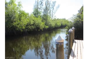 6077 Waterway Bay Dr, Fort Myers, FL 33908, Sold 01/24/22