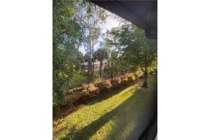 5264 Treetops Dr, Naples, FL 34113, Sold 02/28/23