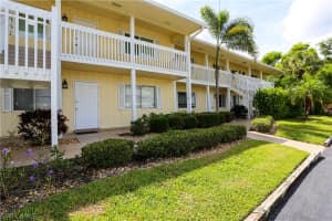 4631 Bayshore Dr, Naples, FL 34112, Sold 11/28/22