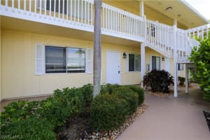 4631 Bayshore Dr, Naples, FL 34112, Sold 11/28/22