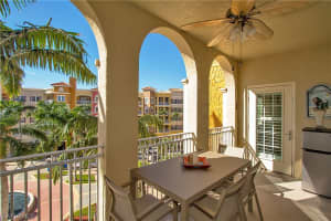451 Bayfront Pl, Naples, FL 34102, Sold 01/31/22