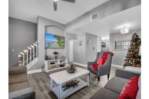 3825 Schoolhouse Rd E APT 5, Fort Myers, FL 33916, Sold 01/20/22