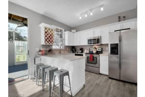 3825 Schoolhouse Rd E APT 5, Fort Myers, FL 33916, Sold 01/20/22