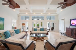 733 18th Ave S, Naples, FL 34102, Sold 04/28/22