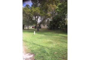 662 Moody Rd, North Fort Myers, FL 33903, Sold 01/26/22