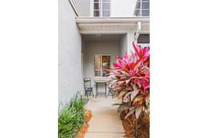 2550 Citrus Lake Dr, Naples, FL 34109, Sold 01/31/22
