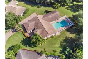 8777 Banyan Cove Cir, Fort Myers, FL 33919, Sold 03/15/22