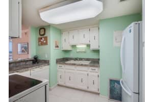 180 Seaview Ct, Marco Island, FL 34145, Sold 01/27/22