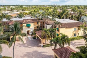 975 Sandpiper St, Naples, FL 34102, Sold 12/30/21