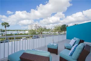13105 Vanderbilt Dr, Naples, FL 34110, Sold 03/18/22