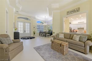 7512 Treeline Dr, Naples, FL 34119, Sold 04/25/22