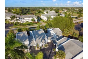 38 Watercolor Way, Naples, FL 34113, Sold 01/25/22