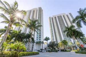 3000 Oasis Grand Blvd APT 1502, Fort Myers, FL 33916, Sold 02/24/22