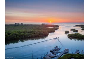 425 Dockside Dr, Naples, FL 34110, Sold 04/21/22