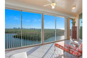 425 Dockside Dr, Naples, FL 34110, Sold 04/21/22