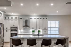 16196 Parque Ln, Naples, FL 34110, Sold 02/18/22