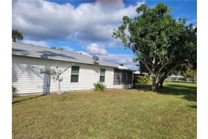 1 Desert Candle Cir, Lehigh Acres, FL 33936, Sold 03/30/22
