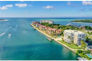 60 W Pelican St, Naples, FL 34113, Sold 11/14/22