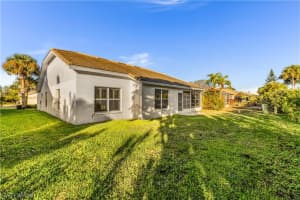 8223 Breton Cir, Fort Myers, FL 33912, Sold 02/22/22