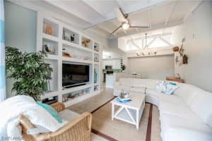 1160 Reserve Way, Naples, FL 34105, Sold 02/10/22