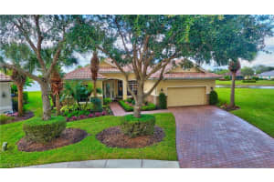 11997 Heather Woods Ct, Naples, FL 34120, Sold 04/13/22