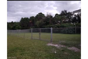 1848 S Meador Ct, Fort Myers, FL 33916, Sold 04/29/22