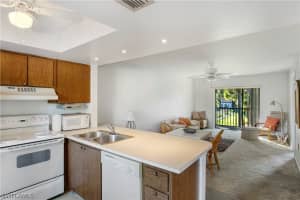 1250 Hall Rd APT 607, North Fort Myers, FL 33903, Sold 02/02/22