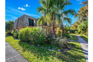 1507 Park Meadows Dr #2, Fort Myers, FL 33907, Sold 04/15/22