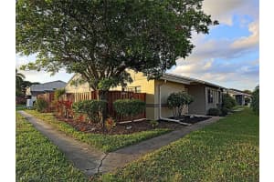 The Village of Cedarbend, 5264 Cedarbend Dr #3, Fort Myers, FL 33919, Sold 01/31/22
