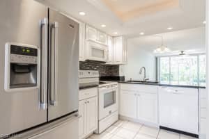 270 Naples Cove Dr, Naples, FL 34110, Sold 01/26/22