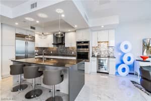 2 Water Clb Wy, North Palm Beach, FL 33408, Sold 02/28/22