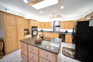 396 Pindo Palm Dr, Naples, FL 34104, Sold 02/08/22