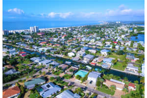 251 Albatross St, Fort Myers Beach, FL 33931, Sold 02/16/22
